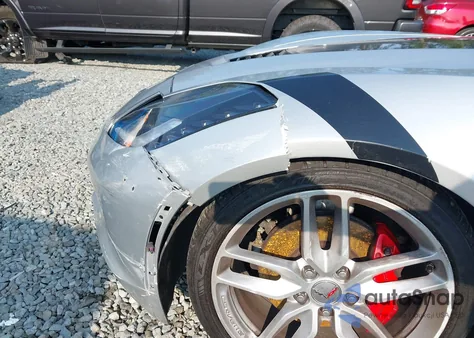 2015 Chevrolet Corvette 3Lt из США, поврежденный, VIN 1G1YF2D7XF5113771